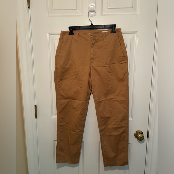 GAP Downtown Khaki -New With Tags - size 10 - Picture 1 of 5